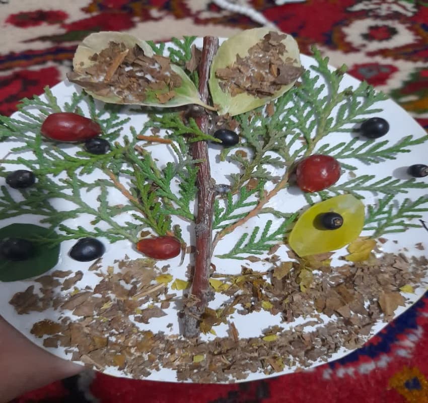 کاردستی با برگ درختان